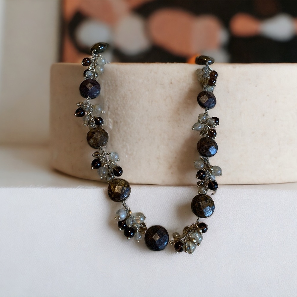 Almandine garnet necklace with gemstone accents.
